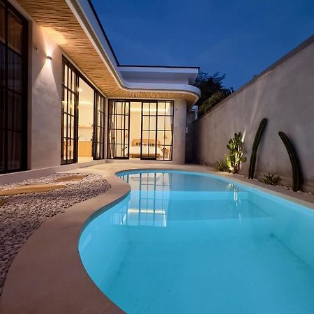 Emma'S Villa Семіньяк Екстер'єр фото
